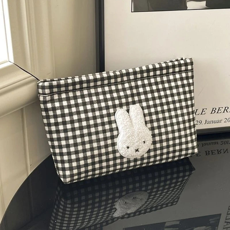 NEW Miffy Kawaii Makeup Bag